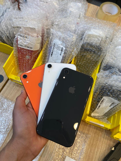 IPHONE XR 64 GBs A+ GRADE