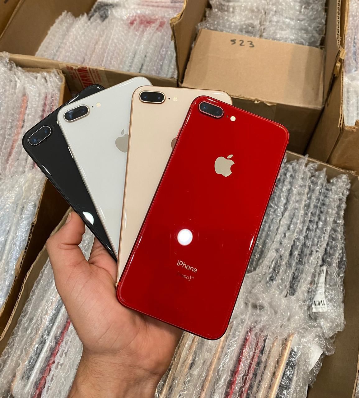 IPHONE 8 PLUS 64 GBs A+ GRADE